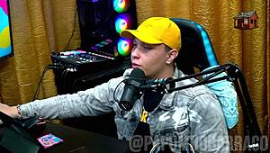 bruna carlos arches ass 10cm wide in podcast