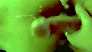 شوفوا كومبو قذف يبلعوه كله!