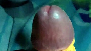 IFOSLAVE PLAYING WITH RUBBER BANDS