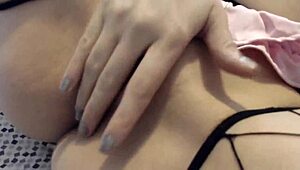 Kinky Kitty Plays Webcam Masturbation With Skinny Teen