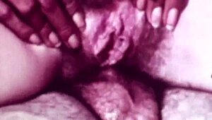 Trio interrasial vintage se dezlănțuie în umbrele întunecate din Londra