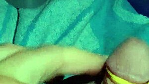 IFOSLAVE PLAYING WITH RUBBER BANDS