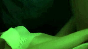 sexy webcam model masturbates to orgasm 😍