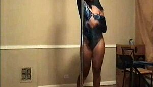 i'm feeling so sexy on this ebony webcam