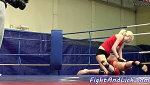 Lesbian Babe Fingered And Orally Pleasured 😍