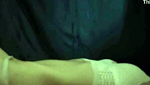 sexy webcam model masturbates to orgasm 😍