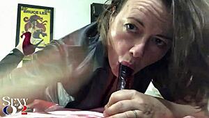 Amateur MILF Fucked in Green Leather Pants POV
