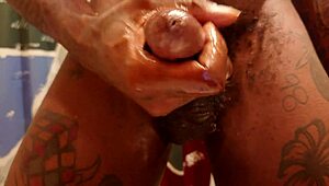 Big dick jacking off hallelujah johnson in close-up solo