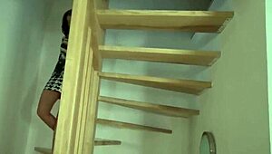 Wow! Cute Teen Takes a Massive Facial After Deepthroat!