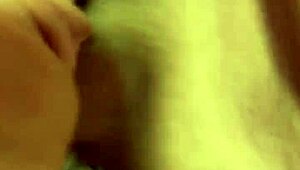 WIR BEIDE AUF DEM ESSTISCH IN VERSCHIEDENEN STELLUNGEN ICH LECK IHRE GEILE MUSCHI SPERMA LÄUFT AUS IHRER GEILEN FOTZE!