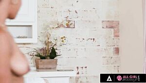 Jenna Sativa hard scissoring Jenna Foxx