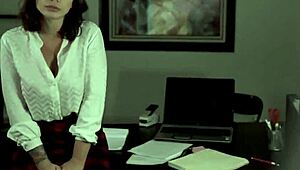 Big Titty Tattooed Milf Craves That Massive Shaft