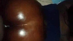 Aku Kasih Backshot Besar Basah Berminyak Creamy ke Dia, Licin Seru Banget