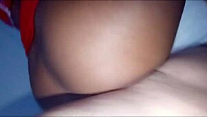 Wow, that bunda gostosa Bonbanu slams the naughty brunette hard! 😍