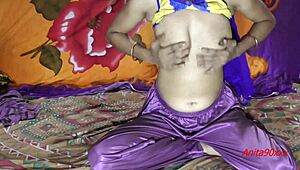 Indian bhabhi uses vibrator in room