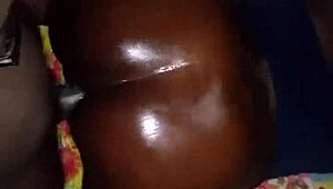 Ich geb ihr fette nasse geölte Creamybockshots, so glitschig und geil