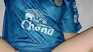 แม่บ้านไทยสมัครเล่นหน้าอกใหญ่ได้ครีมพายในฉากบ้าน