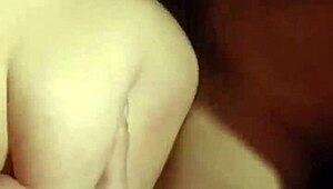 Gift kvinde deler fisse i swing trekant