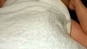 married woman shares pussy in swing threesome