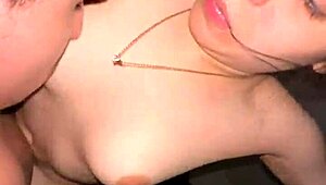 ¡Ey mira esta pareja colombiana cabalgando casero 😏