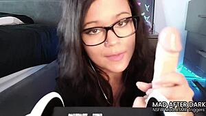 hey, follow my nsfw asmr joi roleplay with vibrator toys and handjob instructions 💦