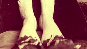 Flirtende bedstemødre indrømmer i vintage erotiske historier