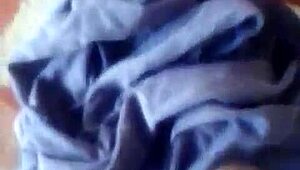 wanna see me wanking my cock hard?