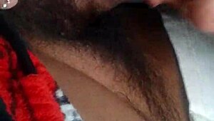 Madura Sexy Latina Gives Best Oral to Husband's Friend