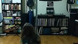 hey, curvy babe strips on dark pole with tattoos! 😈