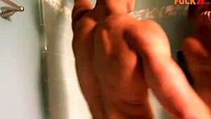 Wow, kolla denna stora tuttar 18-årig tonåring 18+ mot tjock collegekuk!