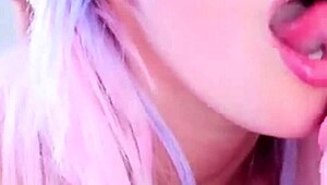 Blonde pro gives masturbation blowjob and handjob to big cock, says the amateur teen.