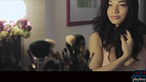 yo, this euro babe with big tits strips down nice! 😍