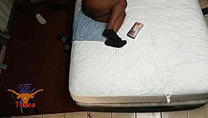 Enjoi da's plump ass ignites fiery desires