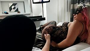 nos masturbamos los dos vi�ndonos muy rico