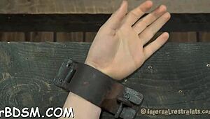 Wild t for hawt villein