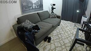 Кастинг интервю на Candy Cruise се превръща в хардкор азиатски секс