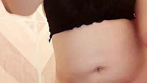 Someone alone like a rat in the bucket