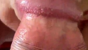 chupadas in public outdoor spots with bent over amateurs