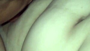 Latina Trio Shaves Vagina Before Facial Feast