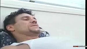 Ebony Skyy Jolie gozando forte em ménage com loira e negão