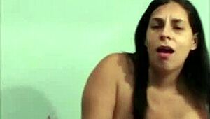 義姉がフェラチオしてくれる