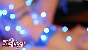 Sabina Rouge Facesits Jewelz Blu's Pussy