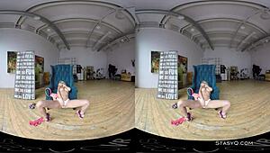 Blonde Amateur With Natural Tits Strips Boldly In Vr Reality