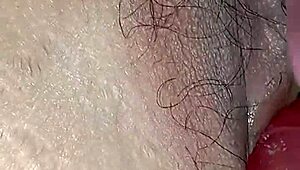 U35 bị âm in an intense sexual encounter!