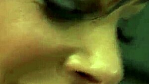 Indijska boginja z ogromnimi joškami trdo jebana me dela, da hrepenim po želji