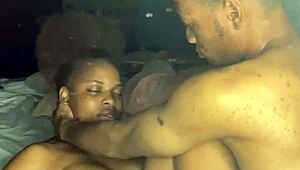 ebony amateur gets missionary fuck again