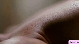 Jade Makes Customer Ariel Satisfy with Oiled Massage