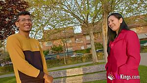 ¡Hey, mami desesperada Perla Brites ansía sexo con su vecino joven 18+ ahora mismo!