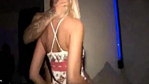 Yo, this teen gets her pussy licked before sucking cock!