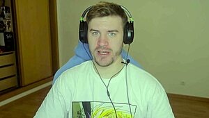 Discovering Uncensored Gem Blast Episode of Steven Universe